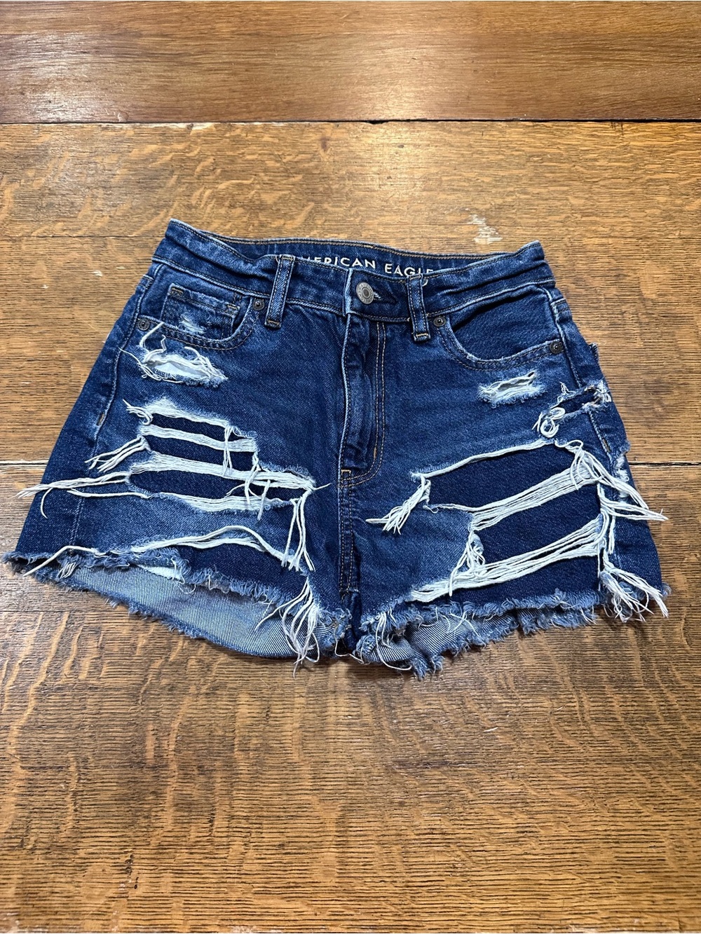 American Eagle Mom short approx sz 4 see pics measurement Cutoff Shorts